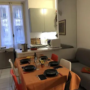Apartment Venini Station, Milan